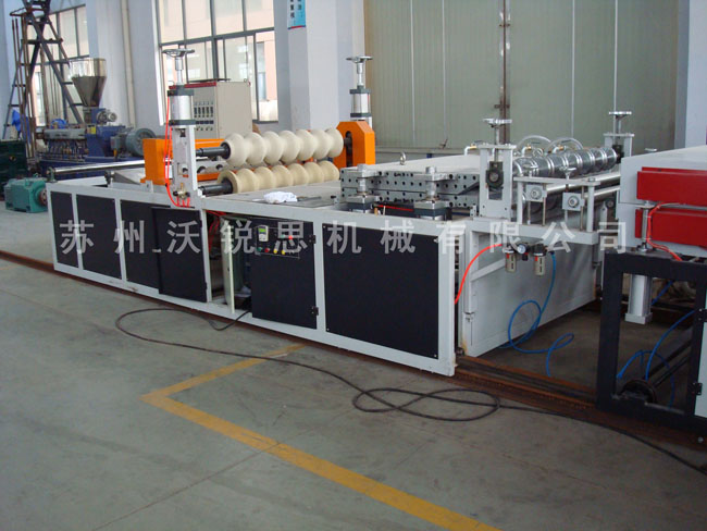 合成树脂瓦设备