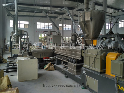 薄膜造粒机快速的迎来了全新的发展时代